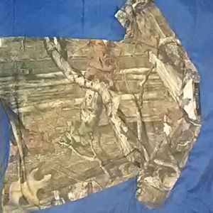 Mossy oak camo tee shirt